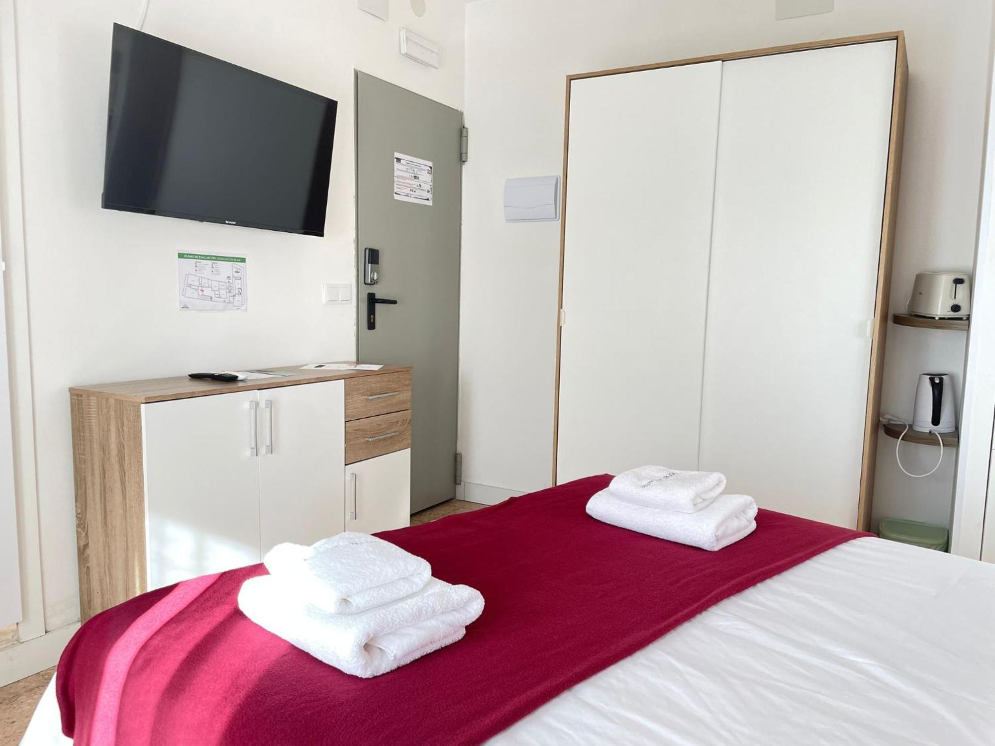 Hotel Arganda Арганда-дель-Рей Экстерьер фото
