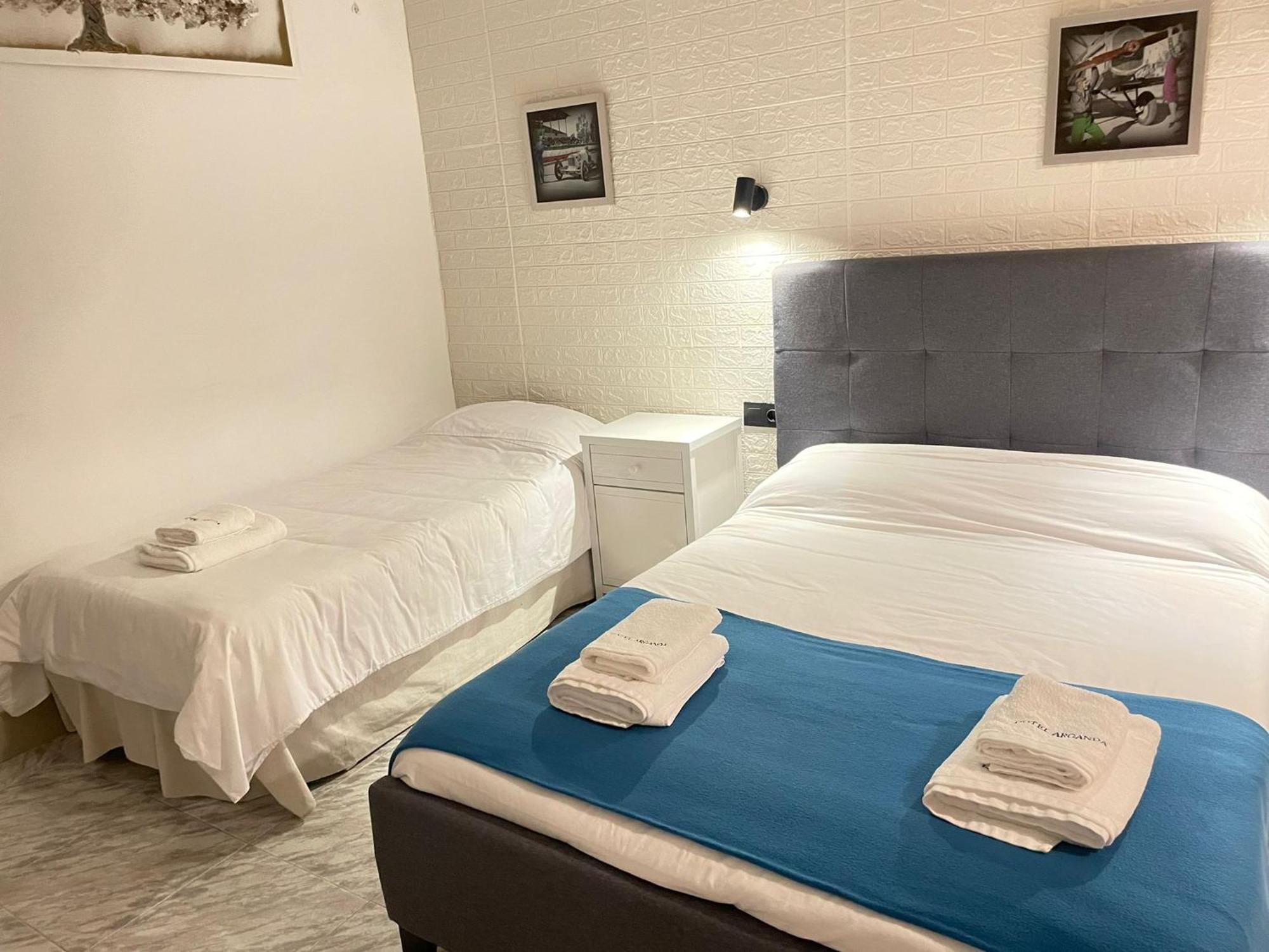 Hotel Arganda Арганда-дель-Рей Экстерьер фото