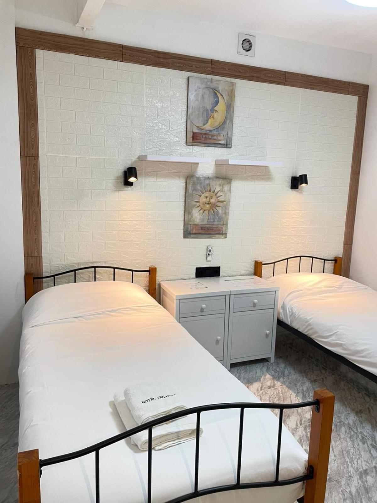 Hotel Arganda Арганда-дель-Рей Экстерьер фото